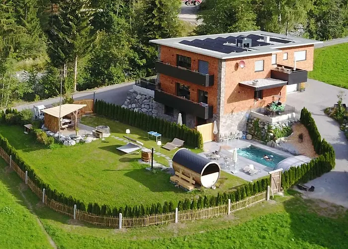 Antonhaus Chalet Appartement E-Ladestation